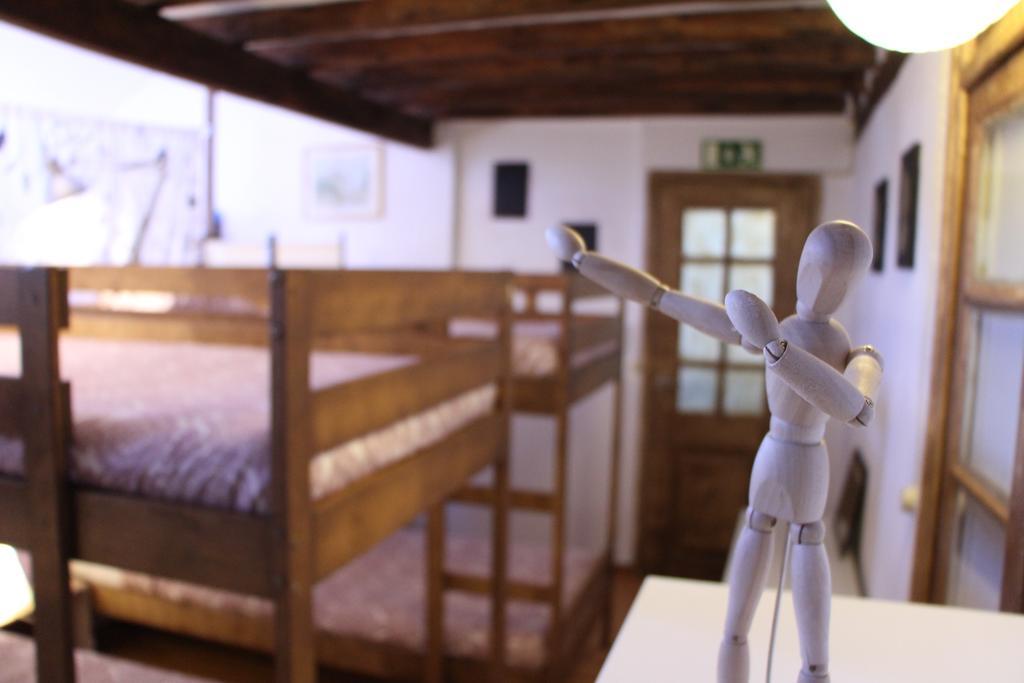 Arty Hostel Lisbon Room photo